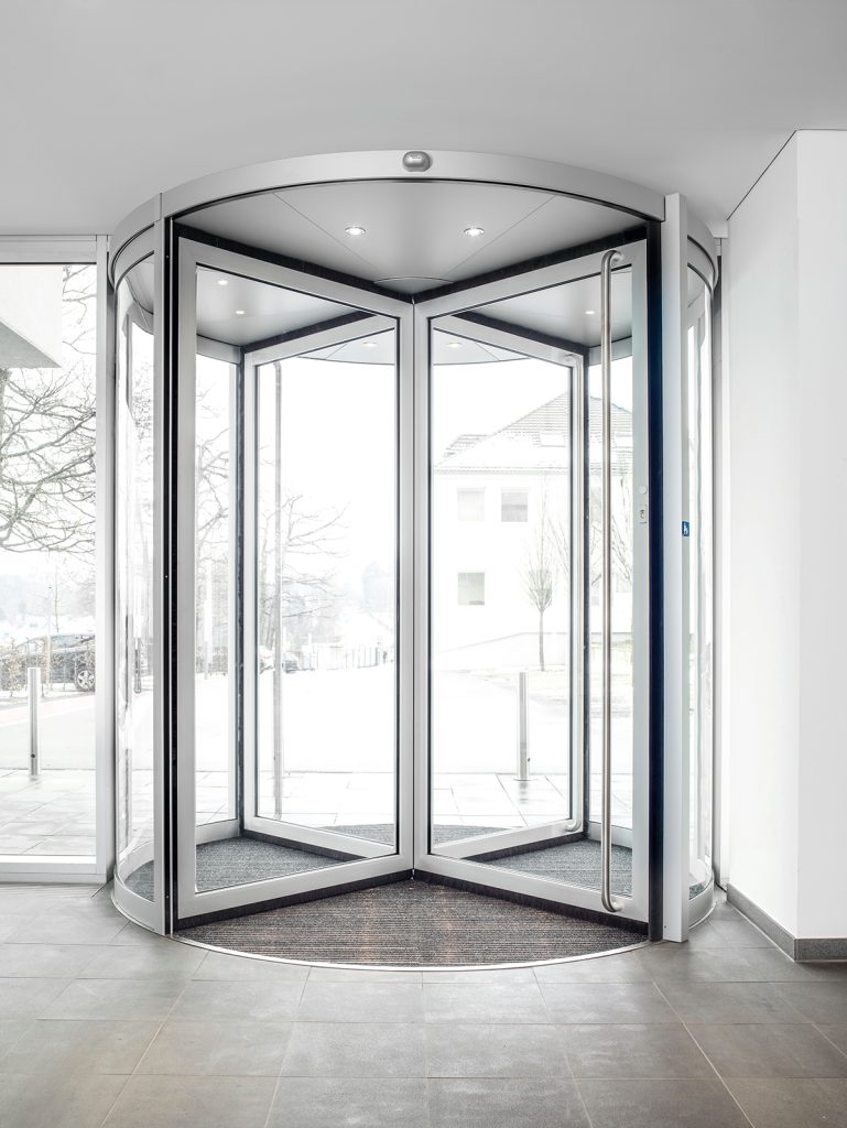 Akıllı ve Estetik Kapı Çözümleri: Fotoselli Döner Kapılar
